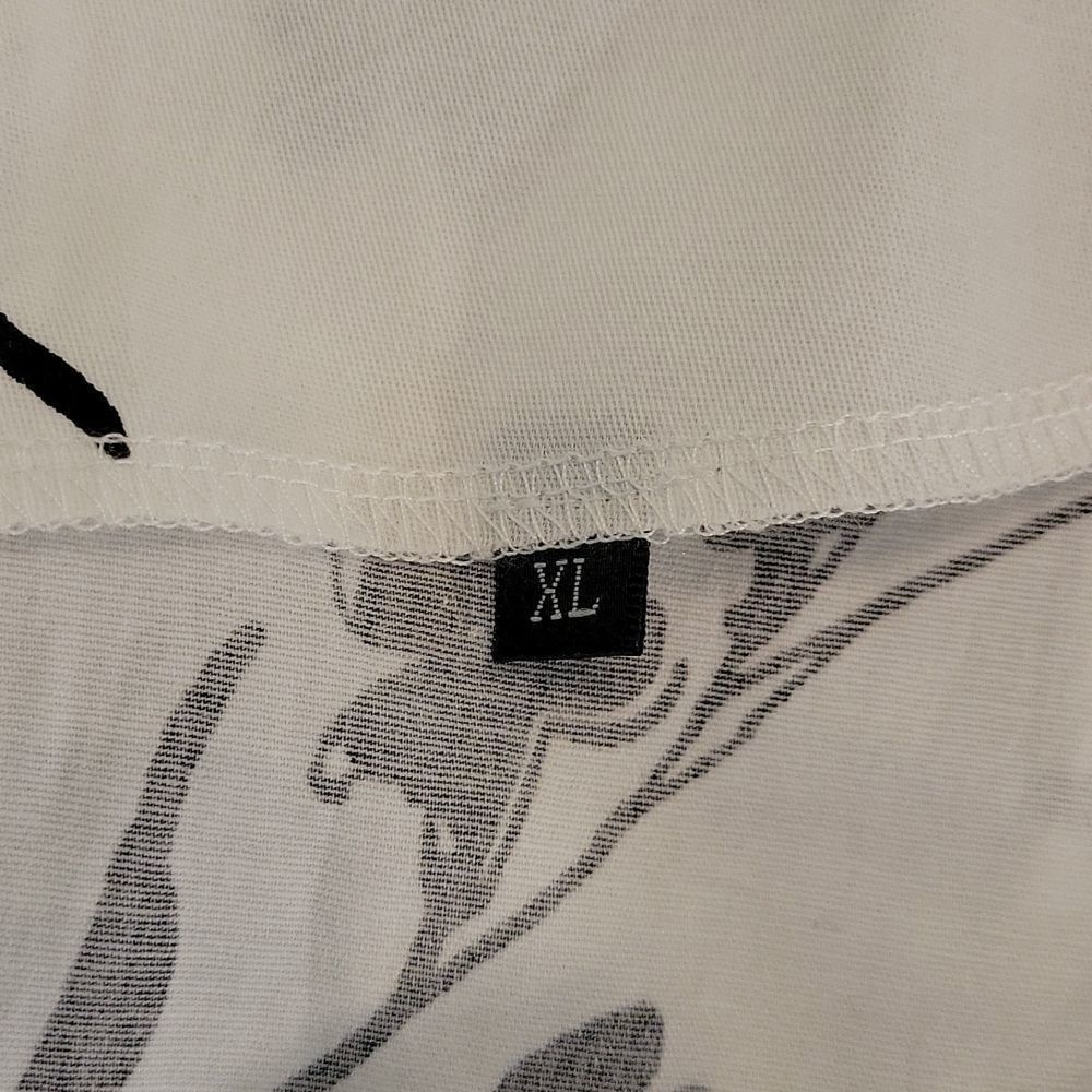 BRAND NEW BLACK/WHITE SLEEVELESS DRESS - Picture 15 of 16